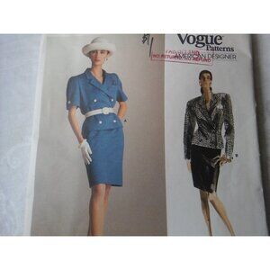Vintage Vogue sewing pattern 2048 Bill Blass double-breasted jacket and skirt
